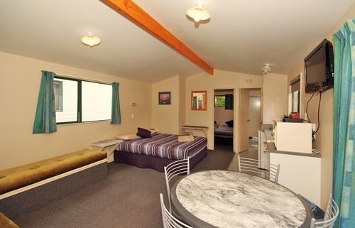 Omokoroa Kiwi Holiday Park Tauranga Eksteriør billede